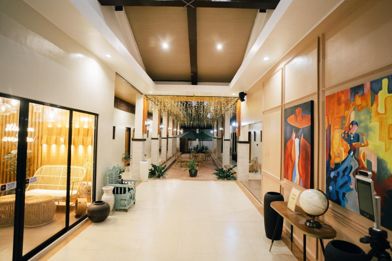 Marieli Suites Near Panglao International Airport Eksteriør billede