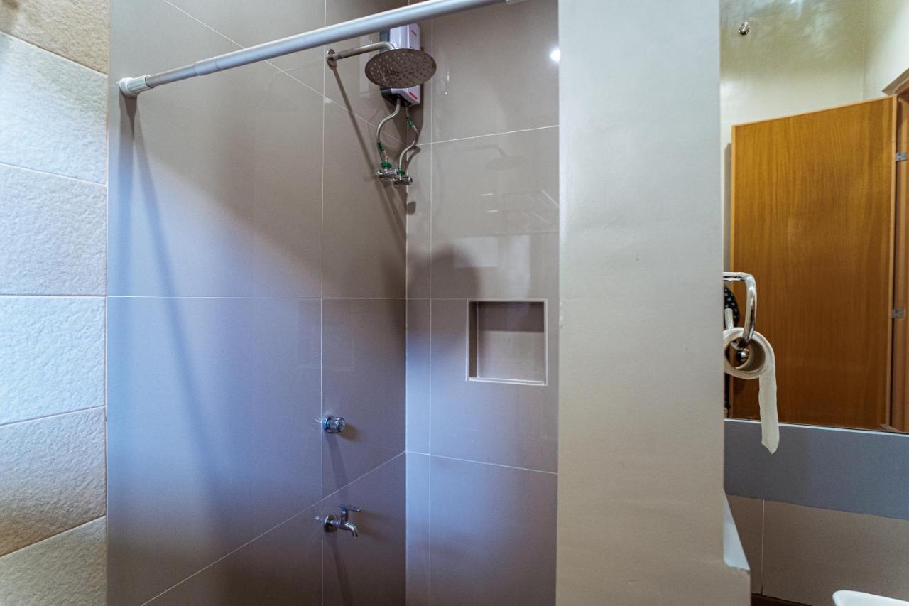 Marieli Suites Near Panglao International Airport Eksteriør billede