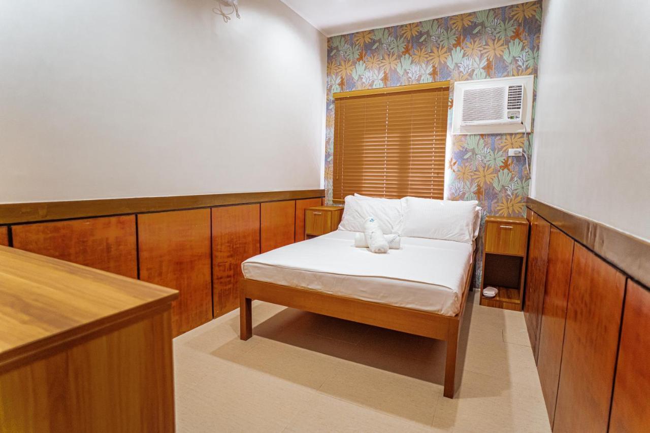Marieli Suites Near Panglao International Airport Eksteriør billede