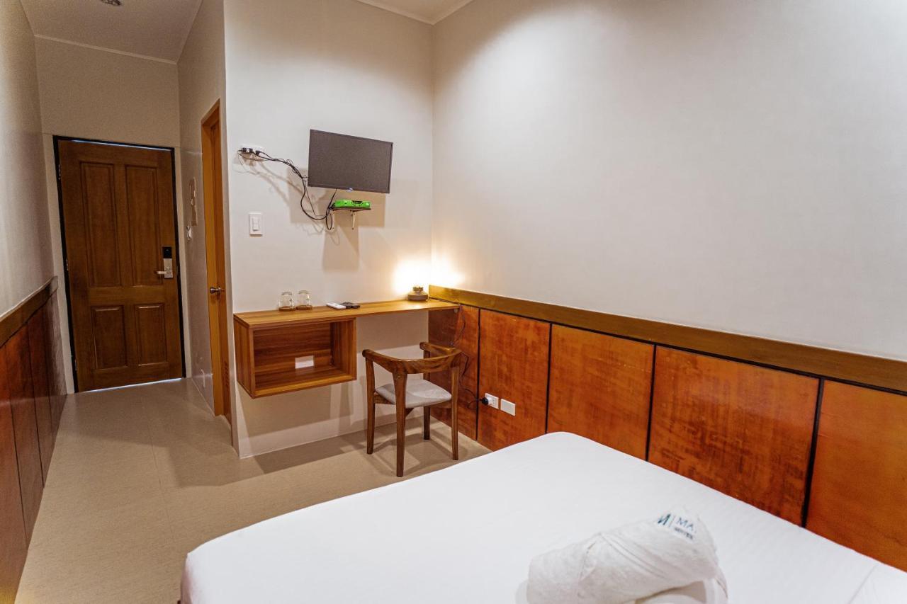 Marieli Suites Near Panglao International Airport Eksteriør billede